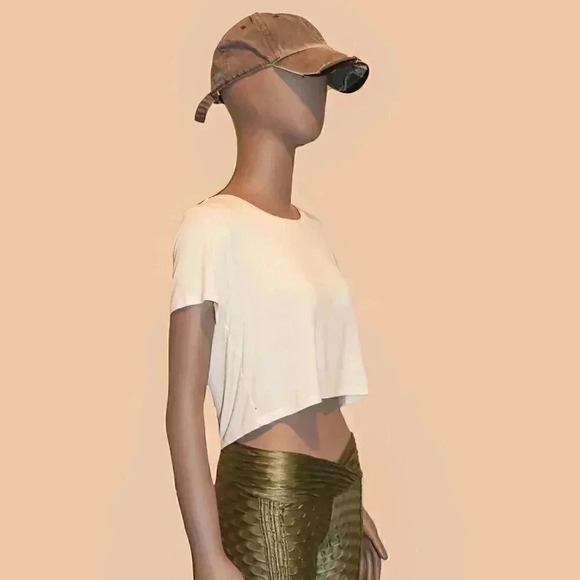 Calvin Klien White Cropped Soft Tshirt Size Small Workout Short Sleeve Top Basic - Picture 3 of 5